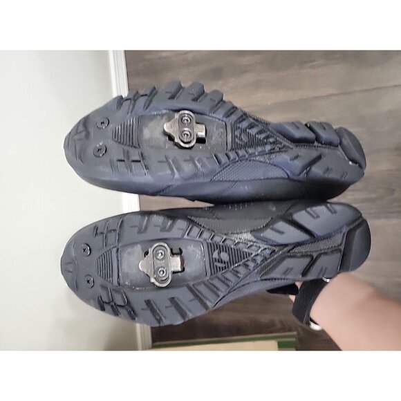 Bontrager Black Women's Athletic Shoes - Picture 5 of 6